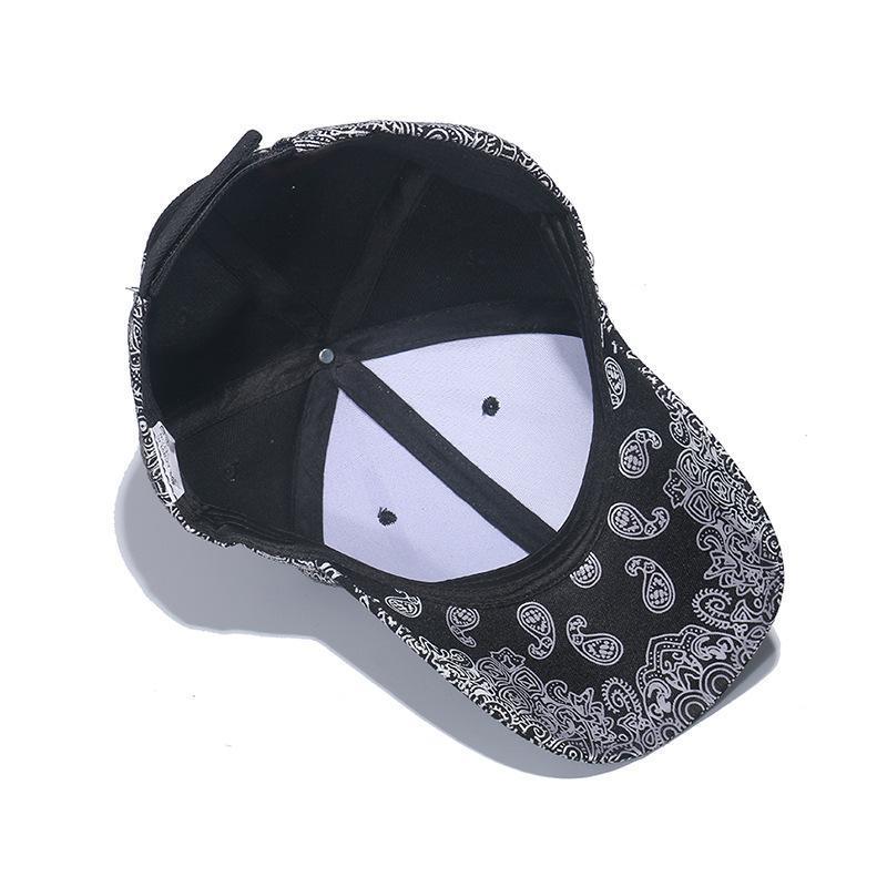 Hip-hop punk sunshade black and white cashew baseball cap with curved brim