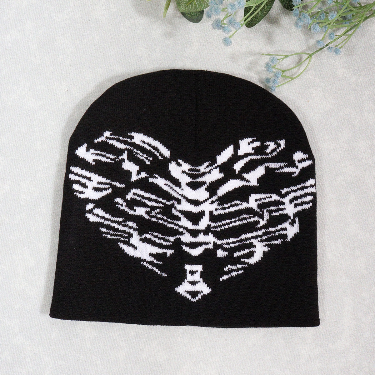 Knitted pullover heart-shaped skull Y2K jacquard hat for men and women