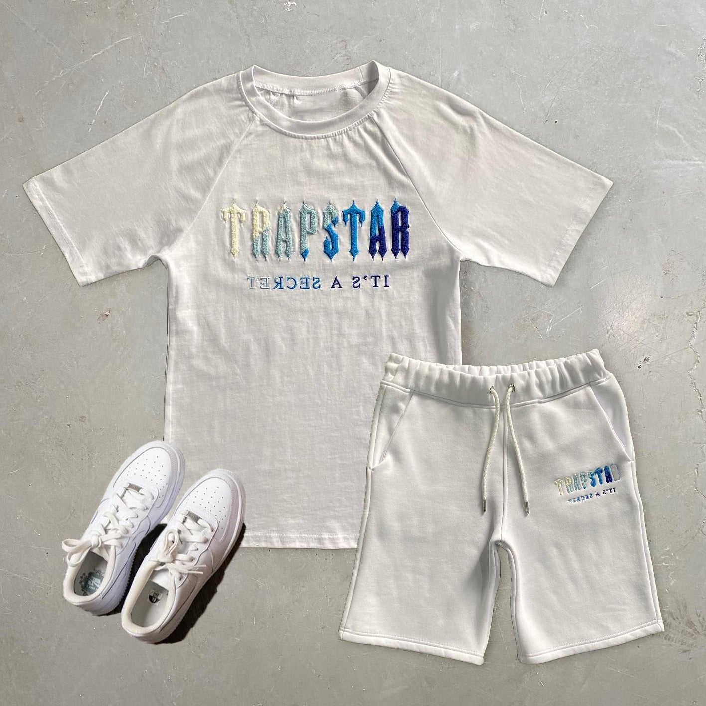 Trapstar Print T-Shirt Shorts Two Piece Set