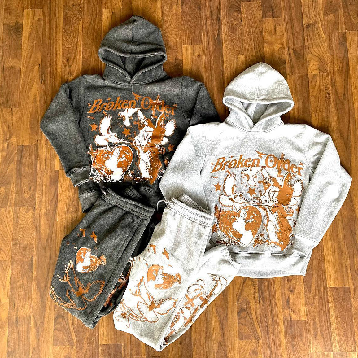 Stylish Retro Print Angel Hoodie Set