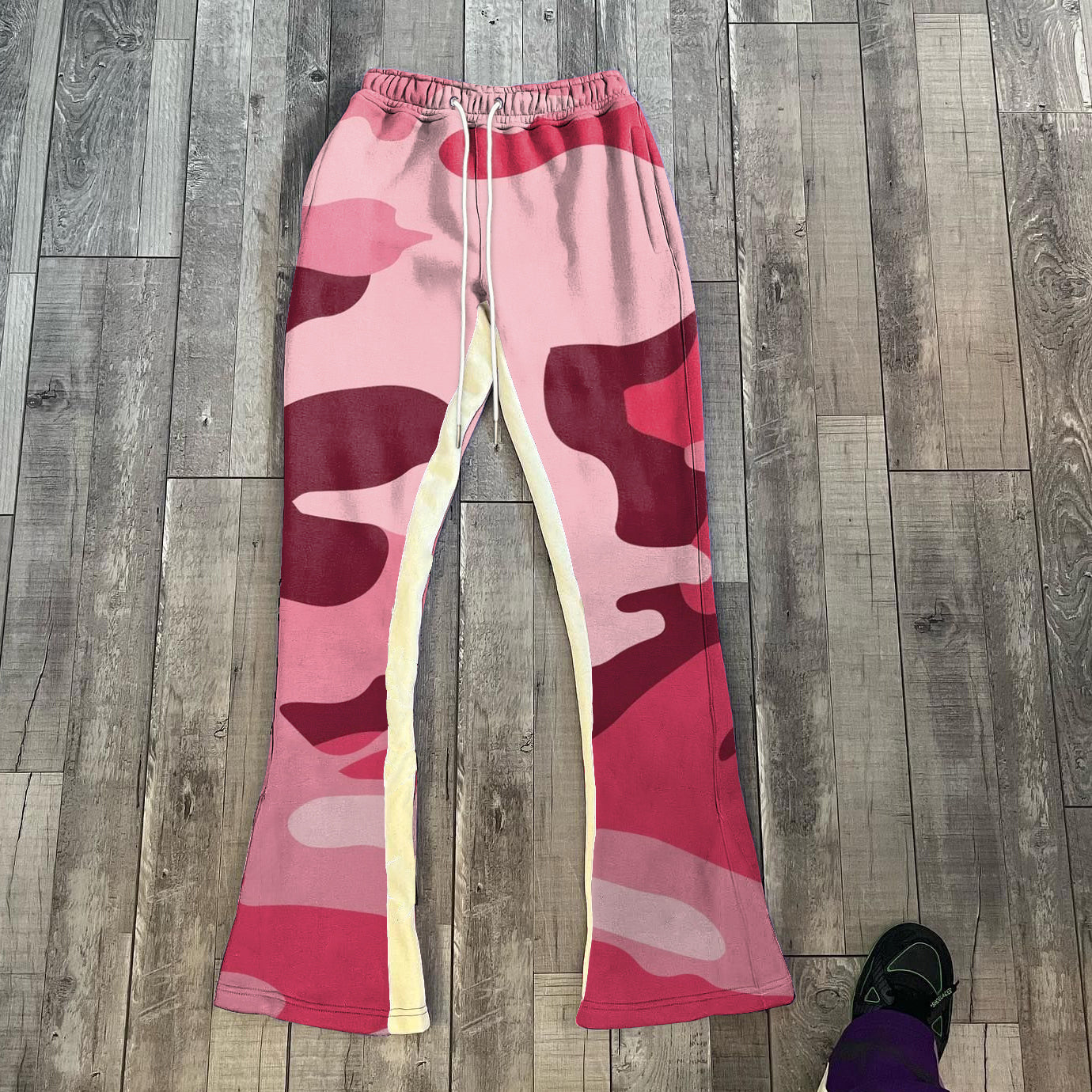 Fashionable and personalized street style camouflage retro flared pants