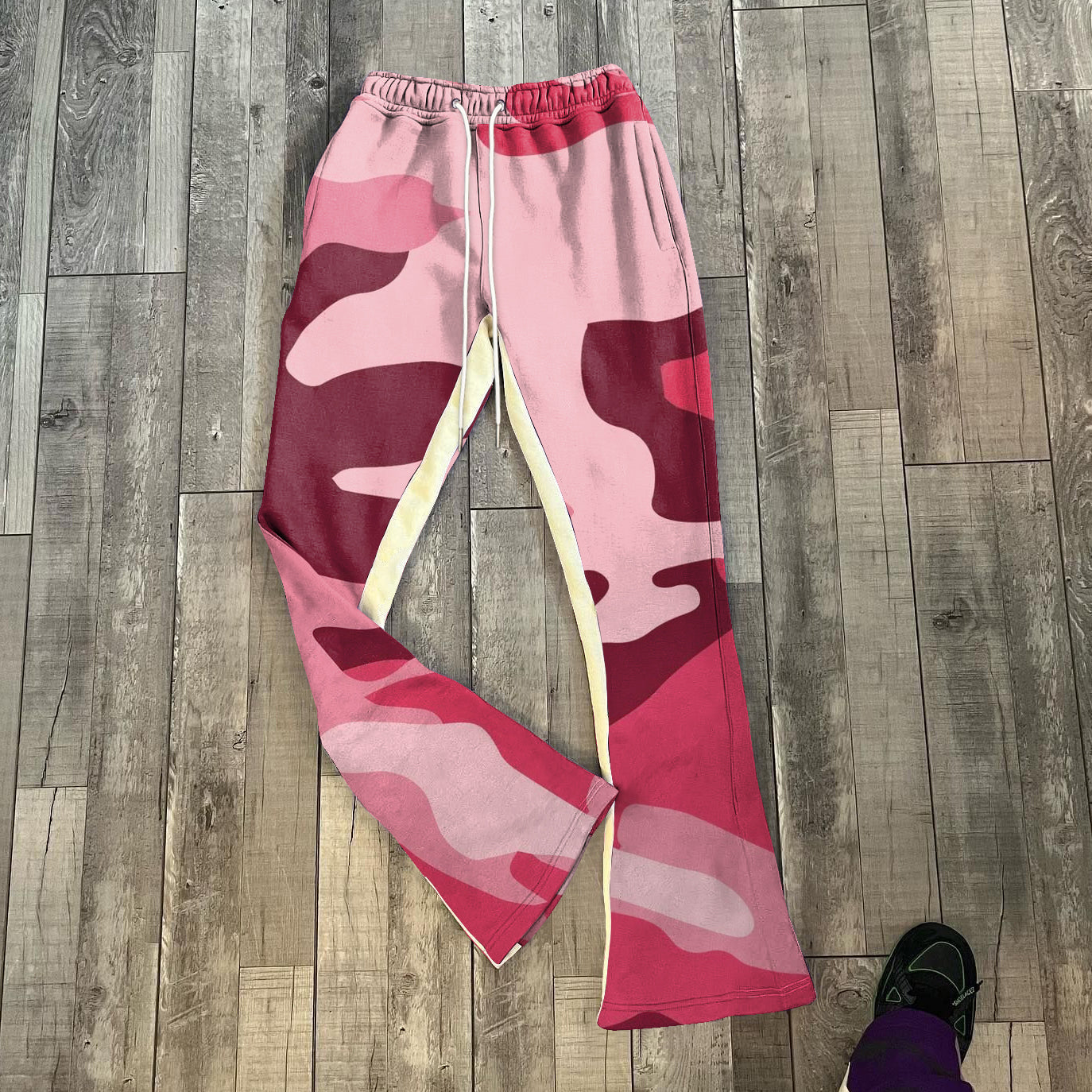 Fashionable and personalized street style camouflage retro flared pants