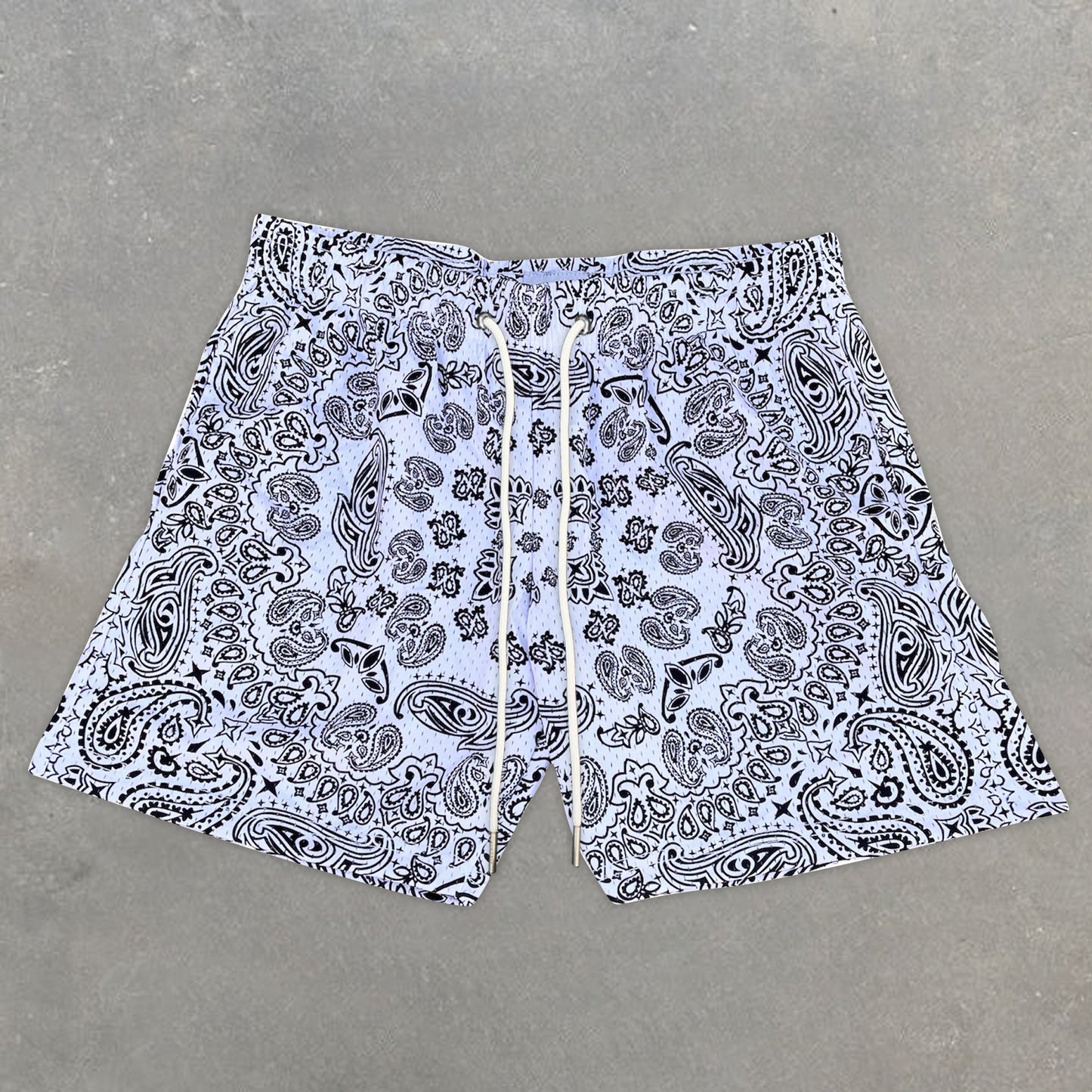 Relaxed statement paisley print stretch shorts