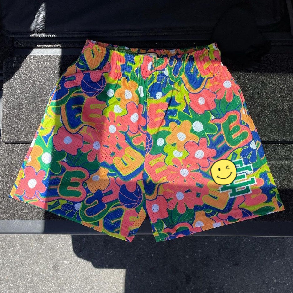 Contrast print smiley fashion sports shorts