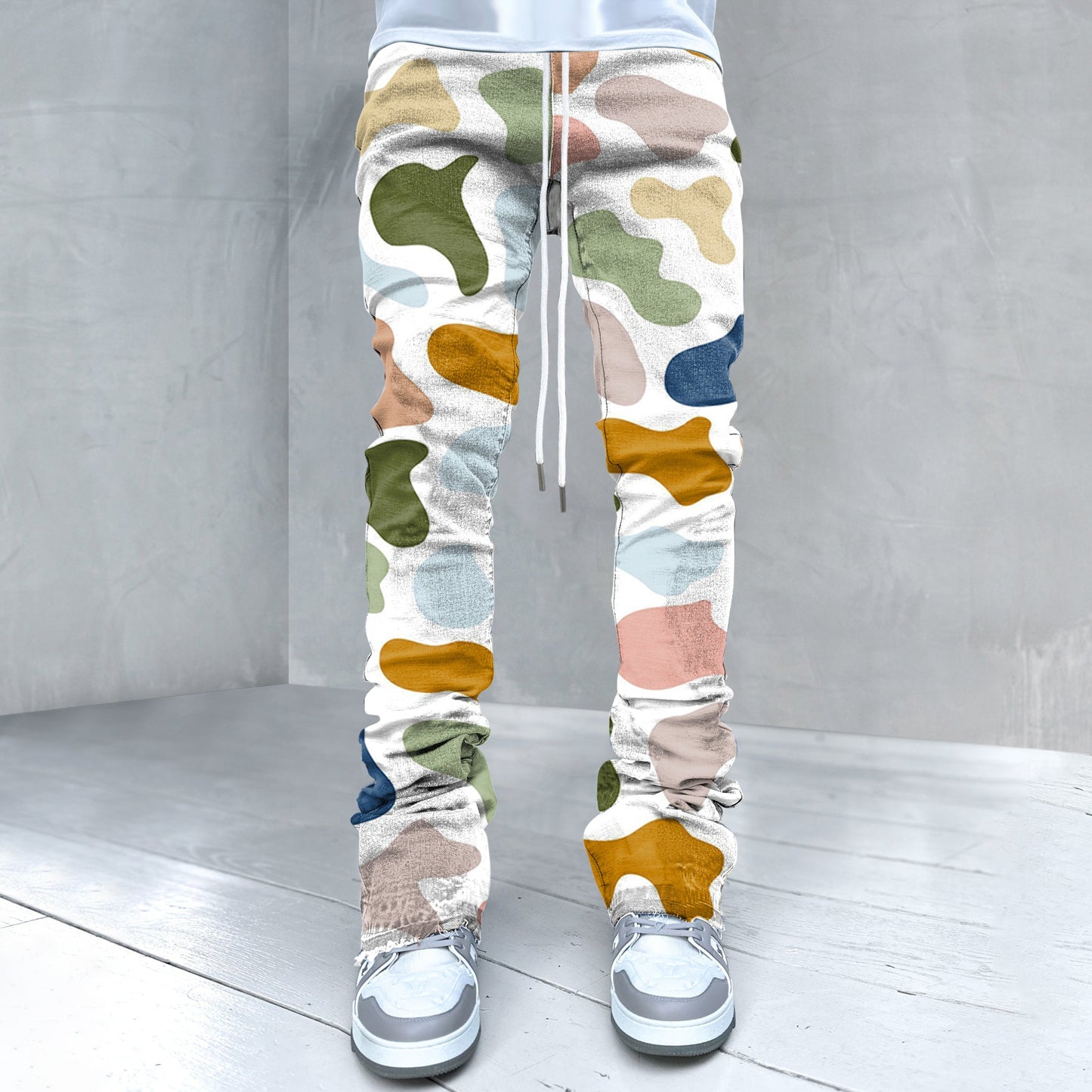 Retro artistic print flared trousers